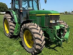 John Deere 6610