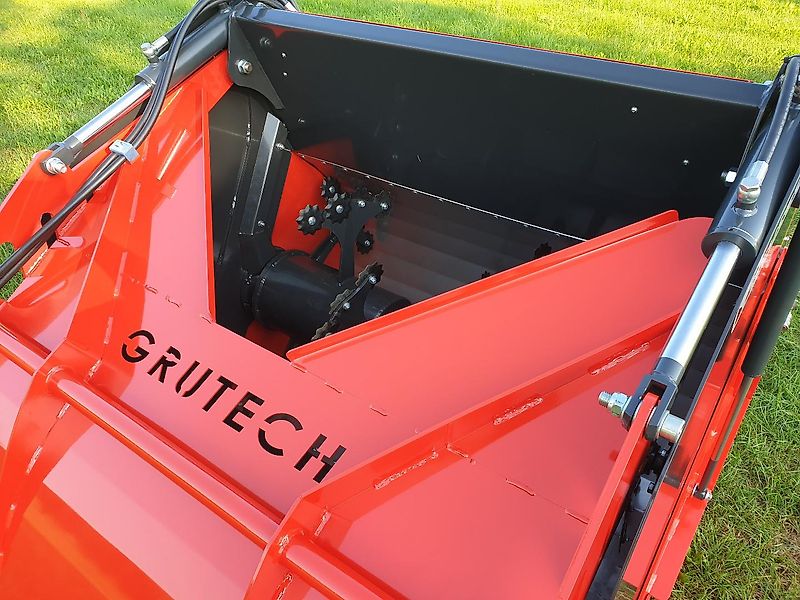 Grutech Eimer mit Futterschneider / Łyżka z Frezem do mieszania paszy