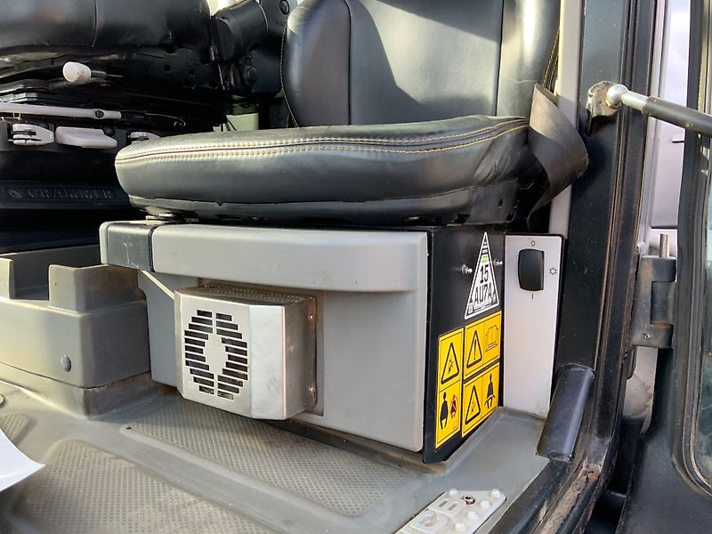 JCB 4220 Fastrac Tractor (ST24887)