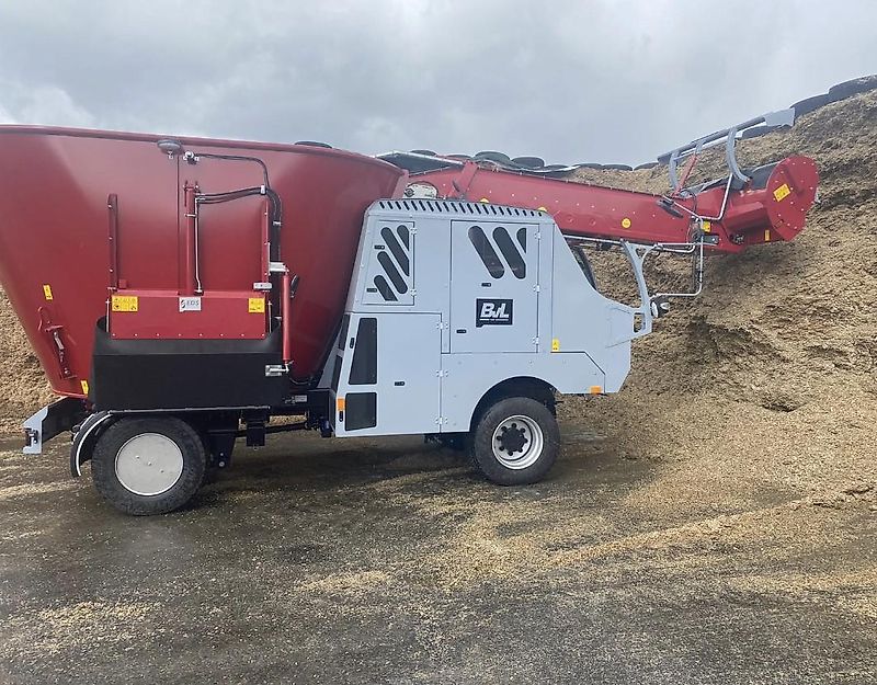 BvL Selbstfahrer Futtermischwagen V-MIX Drive Maximus Plus 15-1S 2.0