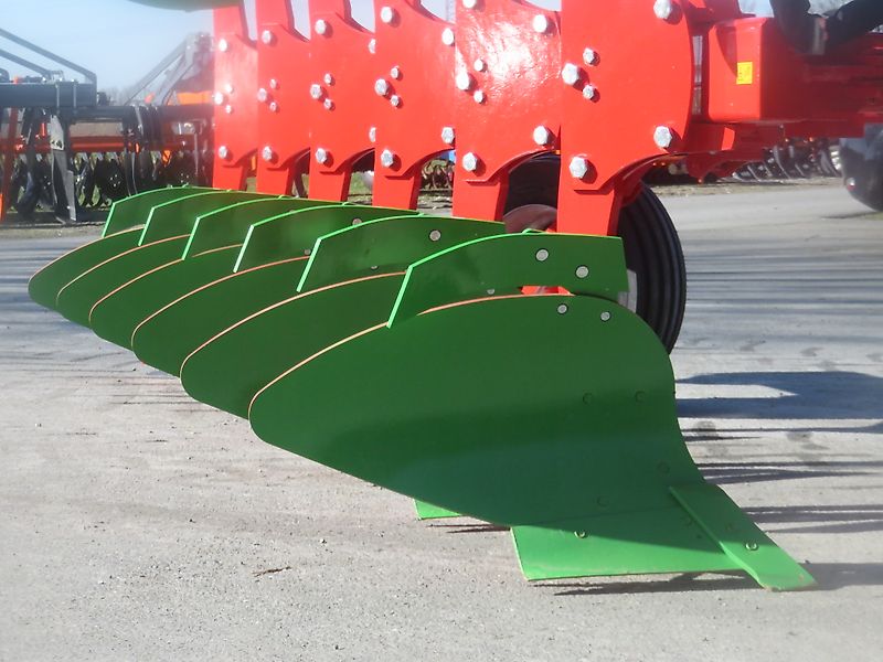 ESCUDERO agroXX -- CHRF--6 Schar - Ecologic Onland Dreh-Schälpflug--