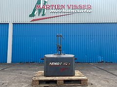 Fendt Fendt 824 900 kg frontgewicht