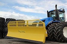 Degelman Dozer Blade 7900 zum New Holland T9