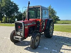 Massey Ferguson 560