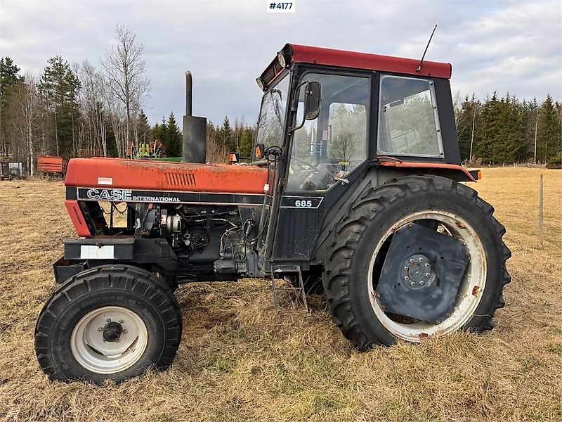 Case International 685