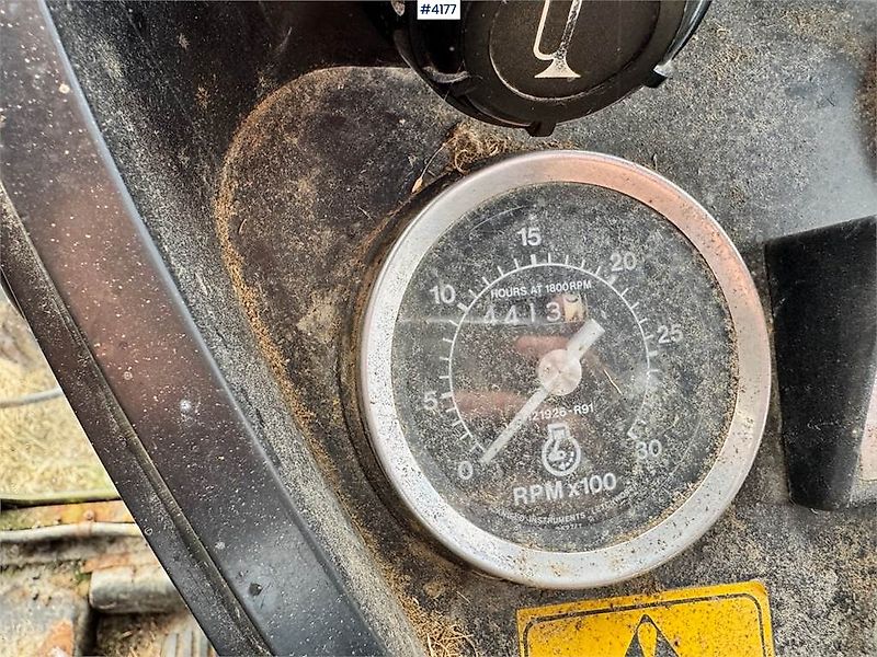 Case International 685