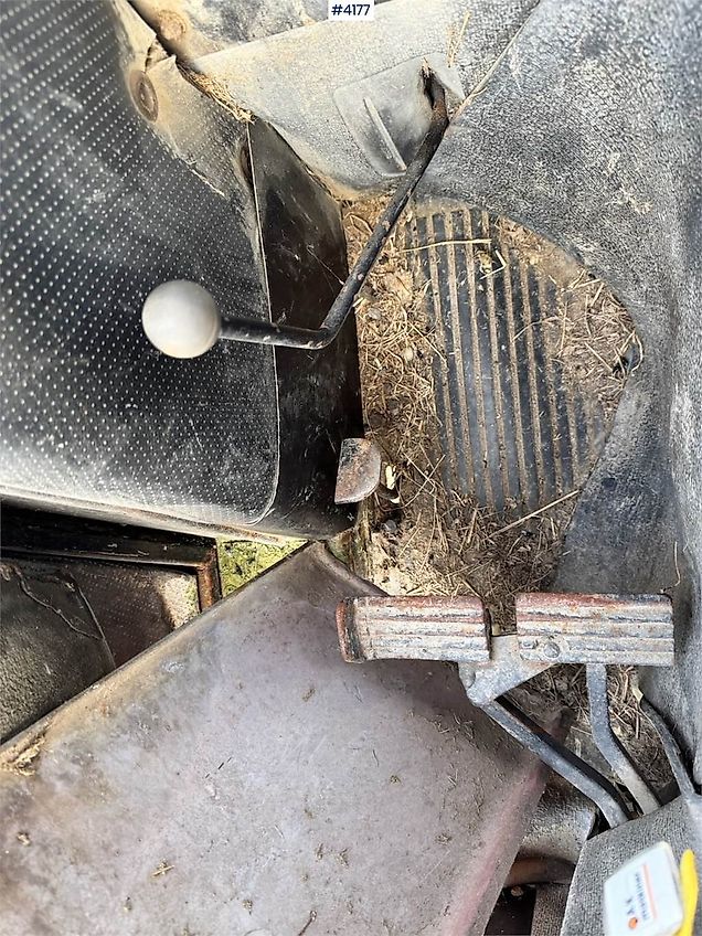 Case International 685