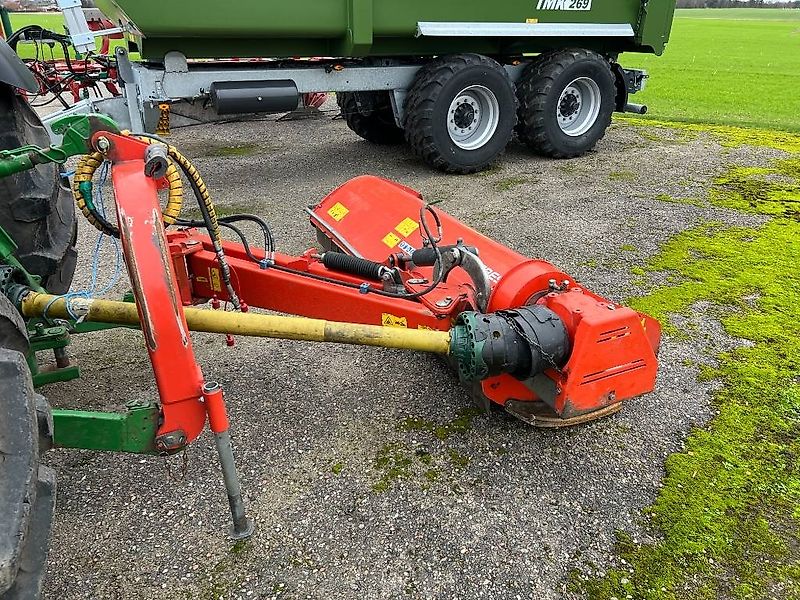 Kuhn TBES 262