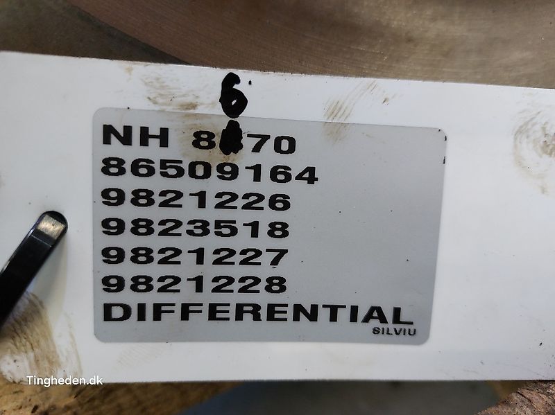 New Holland 8670 (Spare part/Reservedel/Ersatzteil)