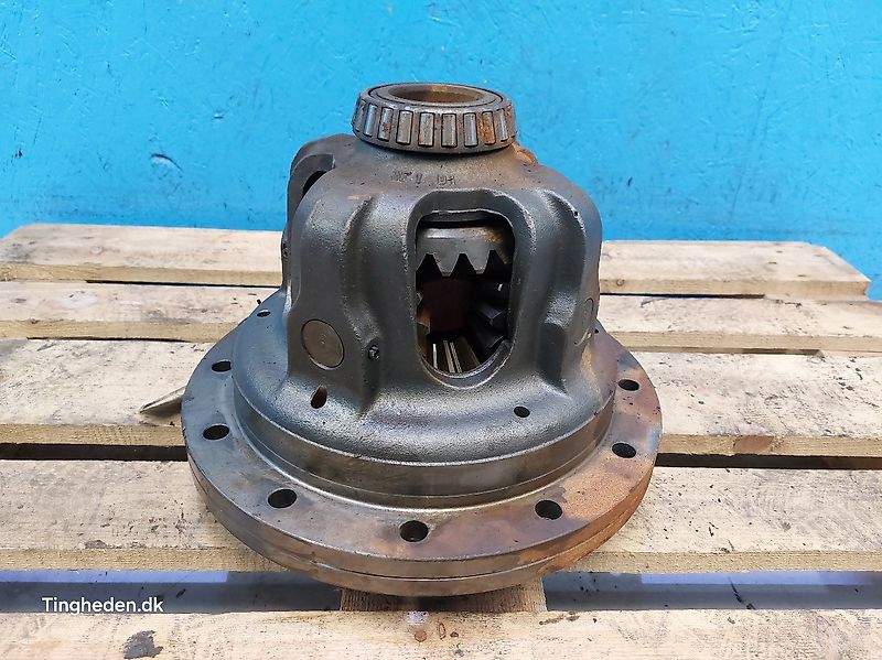 New Holland 8670 (Spare part/Reservedel/Ersatzteil)