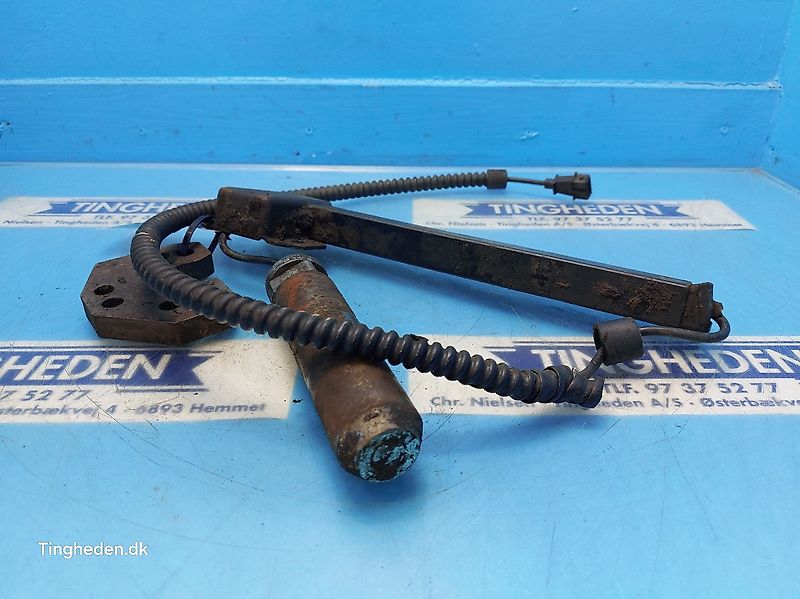 New Holland TM 140 (Spare part/Reservedel/Ersatzteil)