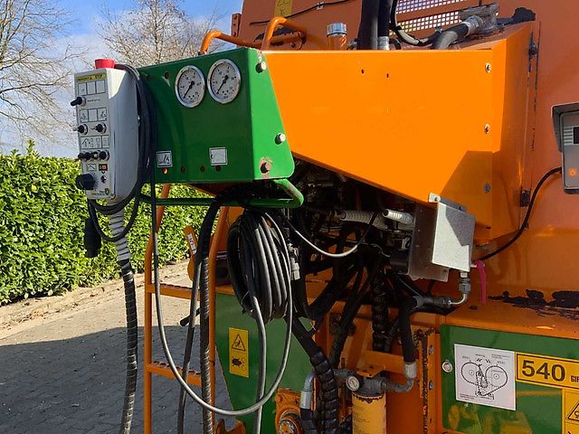 Unifeed TF5.12D