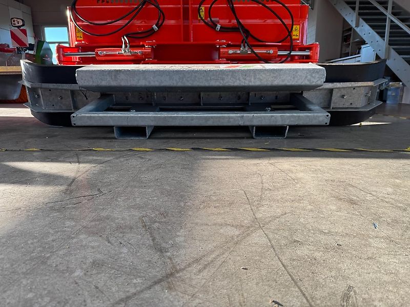 Holaras Gummischieber RS 260 für Greifschaufel Stapleranbau Futterschieber