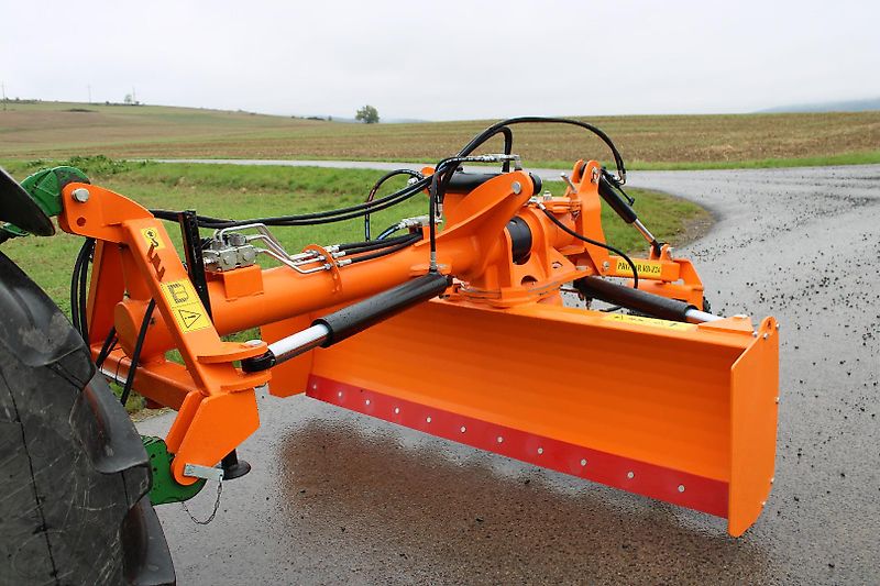 Pronar RD Z24 Planierschild Wegehobel 2,4m