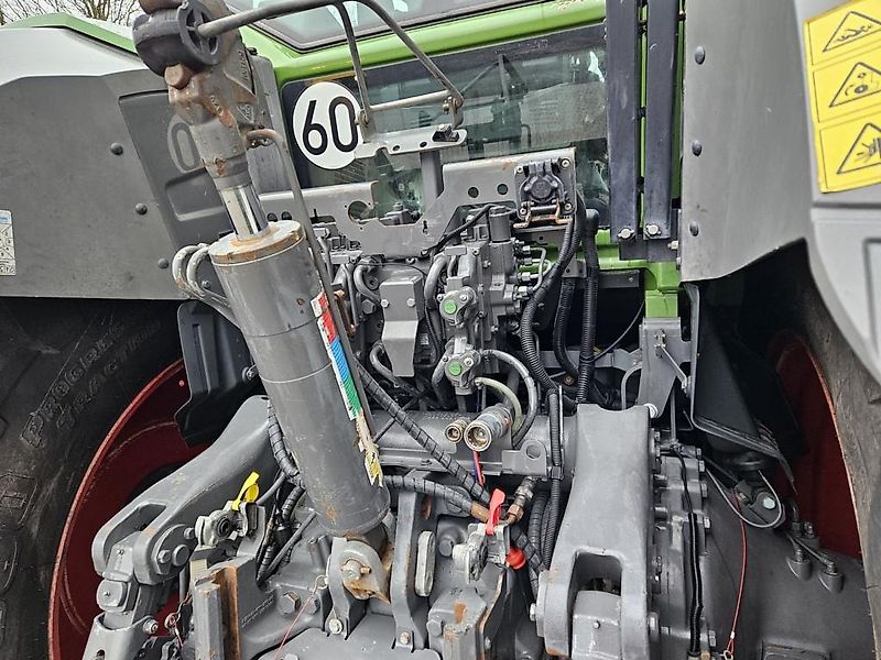 Fendt 824 VARIO PROFI PLUS