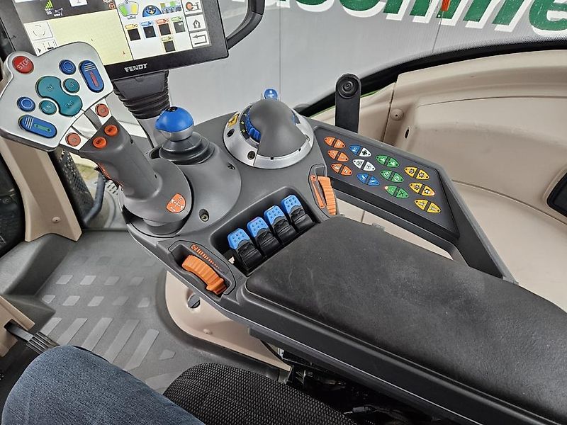 Fendt 824 VARIO PROFI PLUS