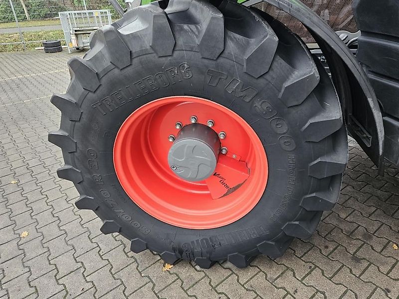 Fendt 824 VARIO PROFI PLUS