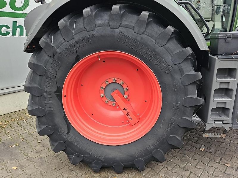 Fendt 824 VARIO PROFI PLUS