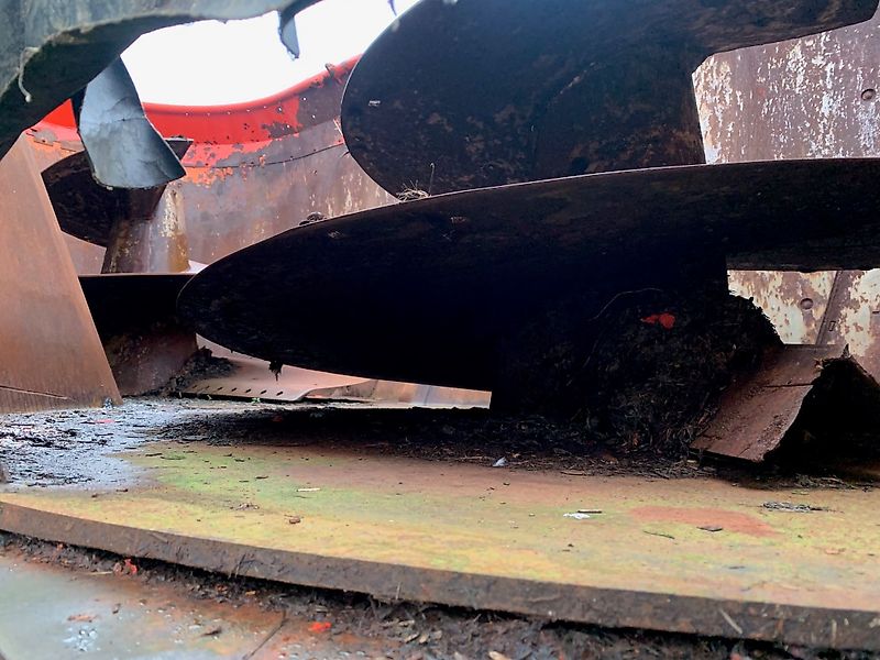 Kuhn USED Kuhn Euromix 2370 Diet Feeder For Sale