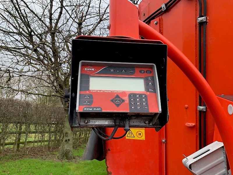 Kuhn USED Kuhn Euromix 2370 Diet Feeder For Sale