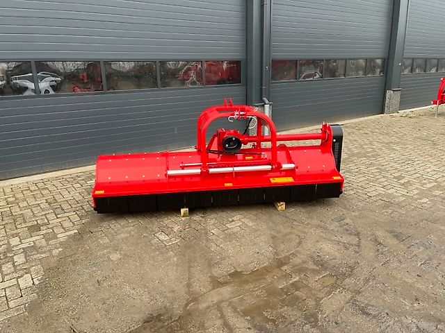 Tehnos MU300 RLW klepelmaaier