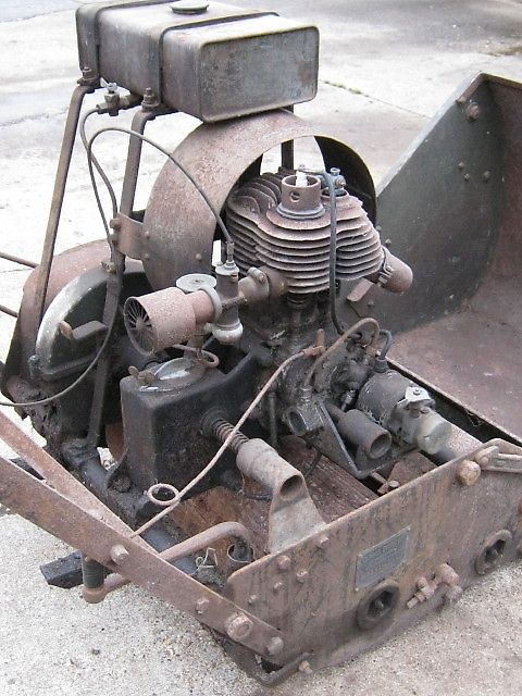 Dennis lawnmower, 24", 1924