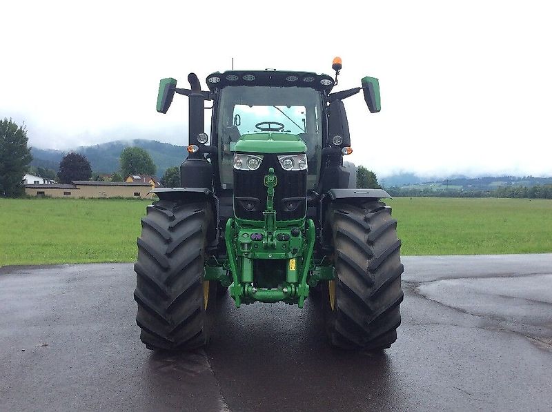 John Deere 6R 250