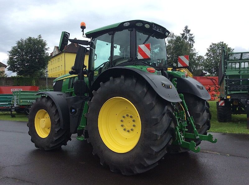 John Deere 6R 250