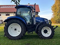 New Holland T6020