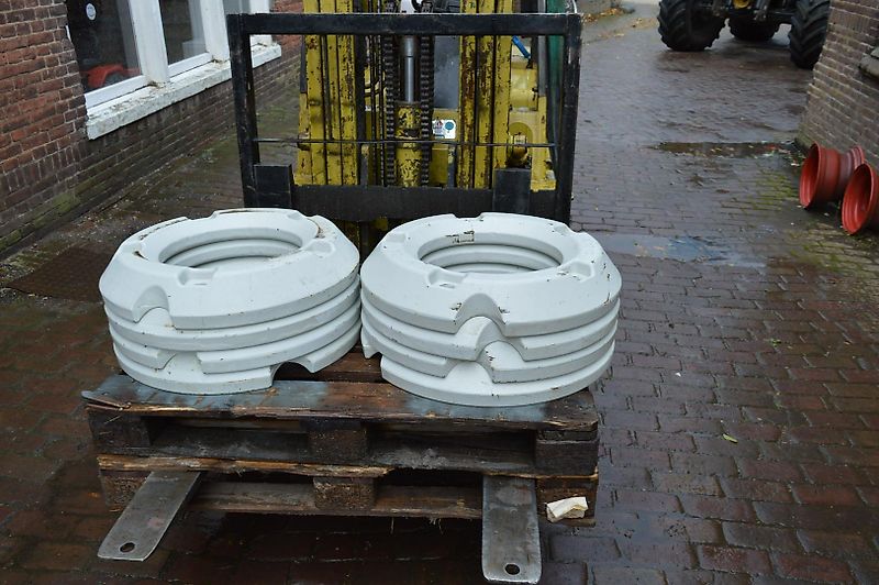 Valtra 80 kg per stuk