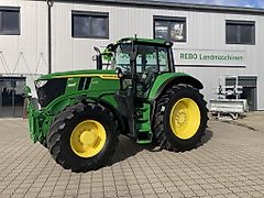 John Deere 6M 240