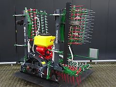 Hofstede / Awemak Doorzaai weeder wiedeg wied eg gras grasland weide wei eg doorzaaier zode beluchter