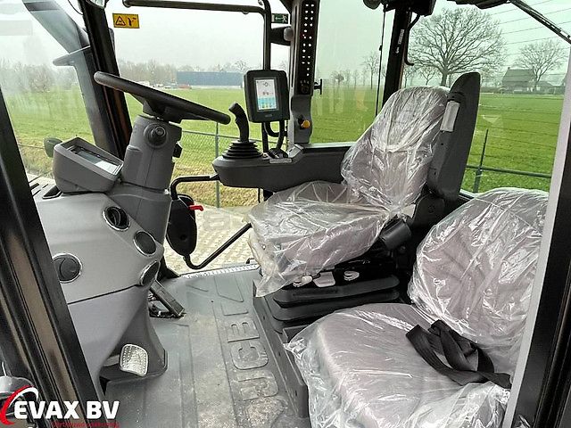 JCB Fastrac 4190 Kommunal