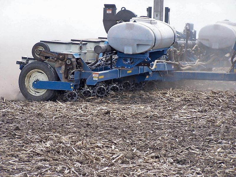 Yetter Furchenräumer