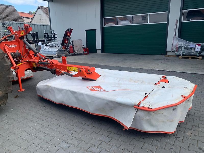 Kuhn GMD 8730FF