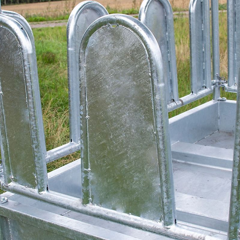 Palisadenraufe mit dem Dach Viereckraufe 12 Plätze Futterraufe Heuraufe Pferde