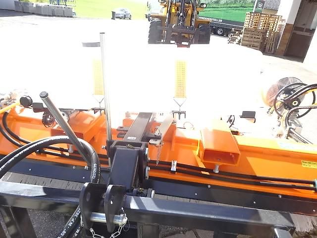 TALEX Kehrmaschine- 2,3 Meter- Seitenbesen- Wassertank - Sonderpreis