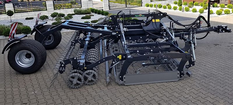 MD MD AGT Saatbettkombination UPH 4 m, 4,5 m, 5,0 m, 6,0 m hydr. klappbar