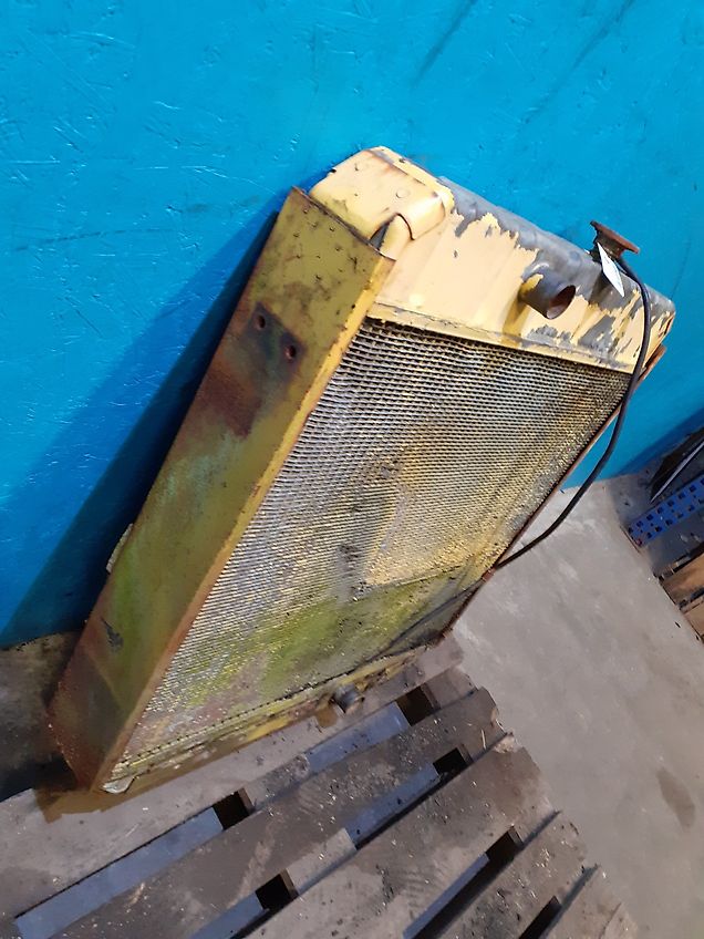 New Holland 8055 (Spare part/Reservedel/Ersatzteil)