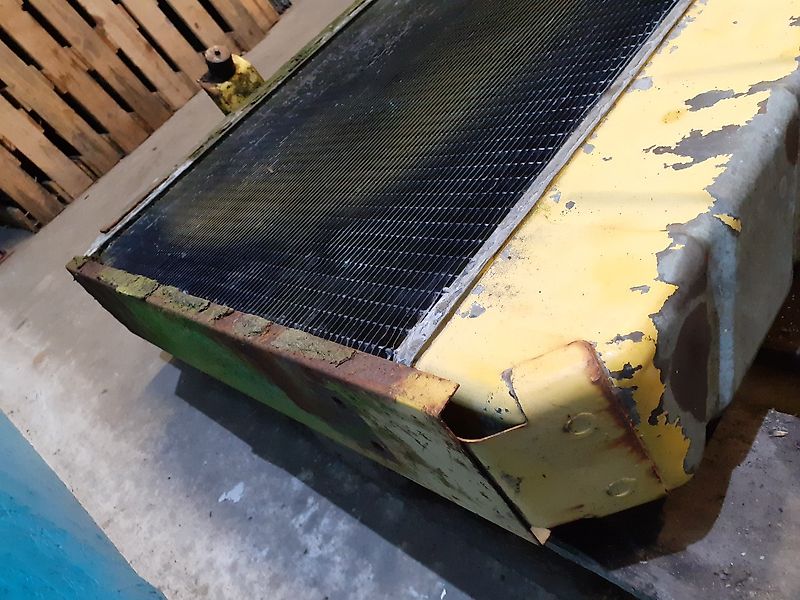 New Holland 8055 (Spare part/Reservedel/Ersatzteil)