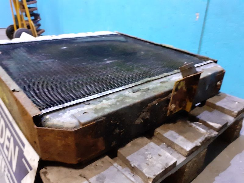 New Holland 8055 (Spare part/Reservedel/Ersatzteil)