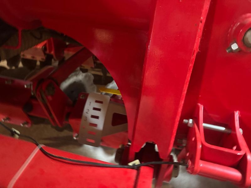 Pöttinger Terrasem C 6 Artis-Plus nur 3800ha