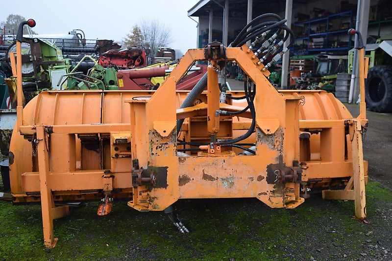 Beilhack Schneepflug / -räumschild