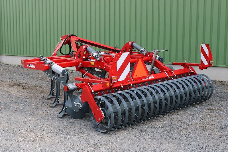 Unia Cross II dreibalkiger Flügelschargrubber 3m 600kg Auslösekraft