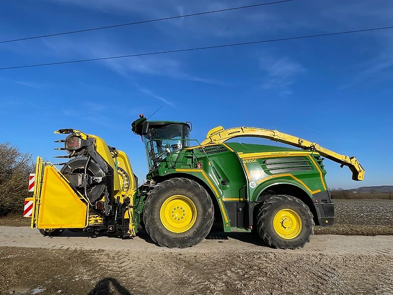 John Deere 8500