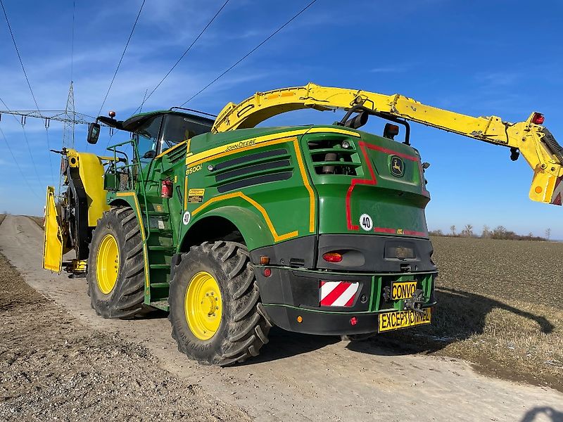 John Deere 8500