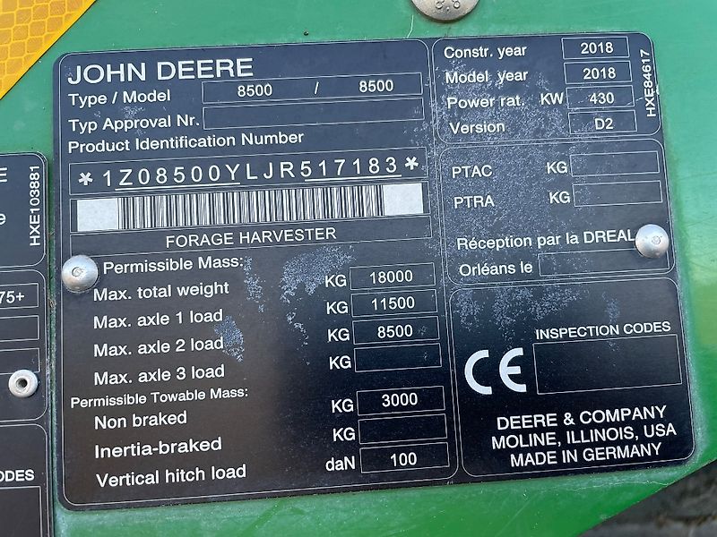 John Deere 8500