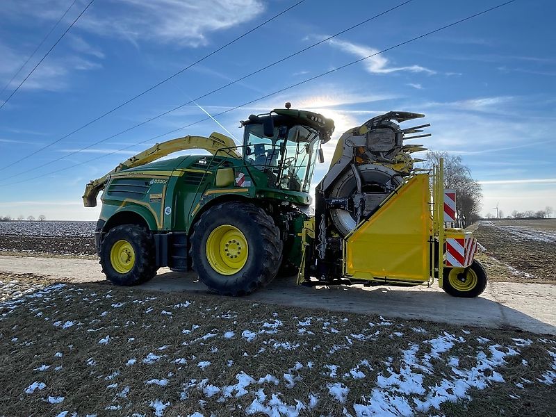 John Deere 8500