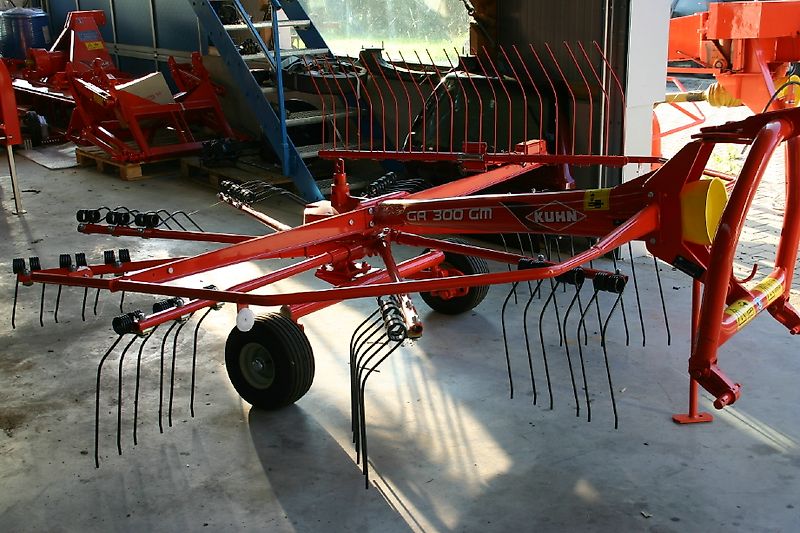 Kuhn GA300GM-9