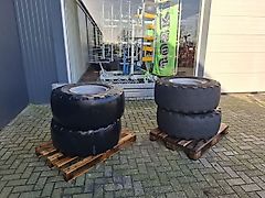 Dunlop 405/70R18 SP T9